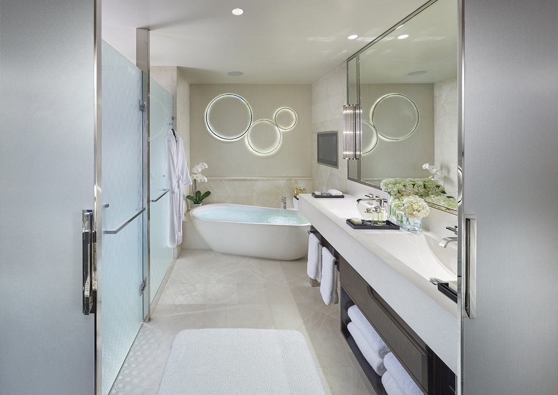 Crown Towers Deluxe Bathroom
